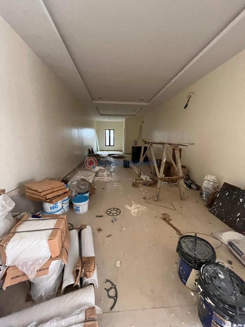 Shop For Rent Gaduwa Abuja Phase 2  - 2