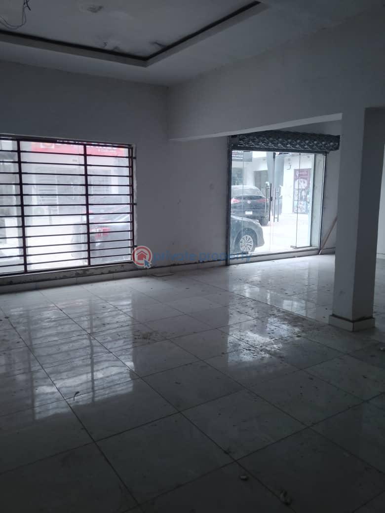 Mall/Complex/Plaza For Sale Agungi Bus Stop Agungi Lekki Lagos - 3