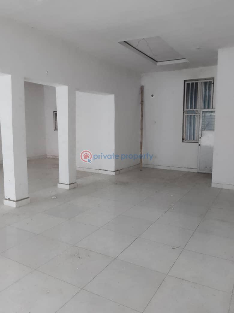 Mall/Complex/Plaza For Sale Agungi Bus Stop Agungi Lekki Lagos - 4