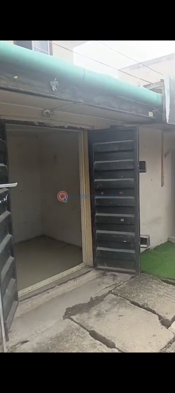 Commercial Property For Rent Afolabi Aina Beside Alade Market Ikeja Lagos - 2