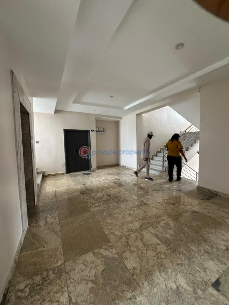 Commercial Property For Rent Guzape Main Guzape Abuja Phase 1  - 2