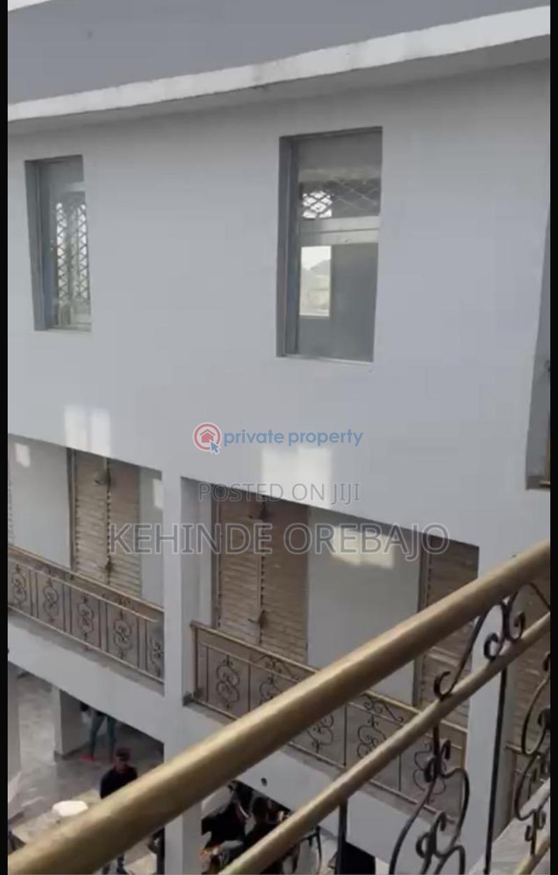 Shopping complex - 3 10 bedroom Mall/Complex/Plaza For Sale Agric Road, Fagba Fagba Agege Lagos - 3