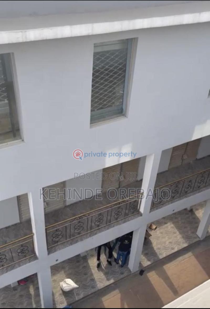 Shopping complex - 4 10 bedroom Mall/Complex/Plaza For Sale Agric Road, Fagba Fagba Agege Lagos - 4