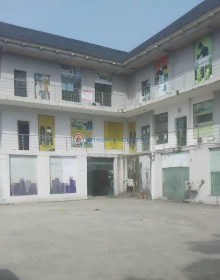 Mall/Complex/Plaza For Sale Ogidan Sangotedo Lagos - 0