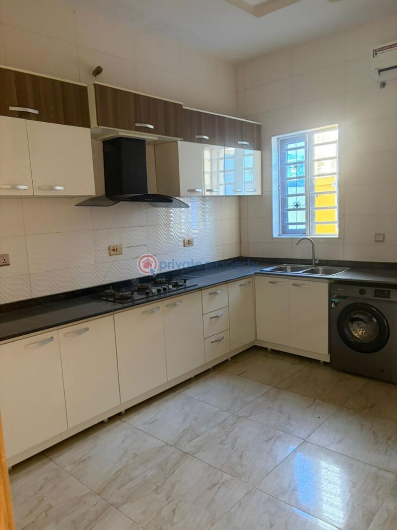 1 bedroom Shared Apartment For Rent Estate Lekki Lagos - 13