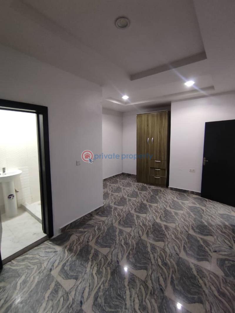 1 bedroom Shared Apartment For Rent Osapa London Lekki Lagos - 3