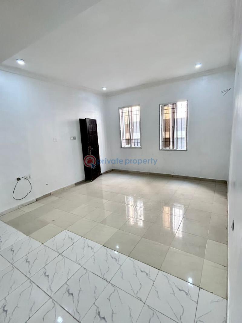 Single room (shared kitchen) - 4 1 bedroom Shared Apartment For Rent Chisco Ikate Lekki Lagos - 4