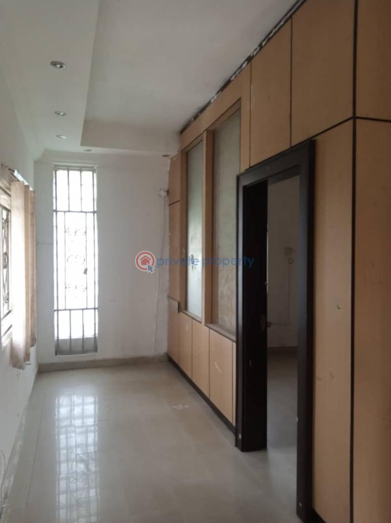 Shop For Sale Efab Mall, Garki Area 1-11 Abuja Phase 1  - 2