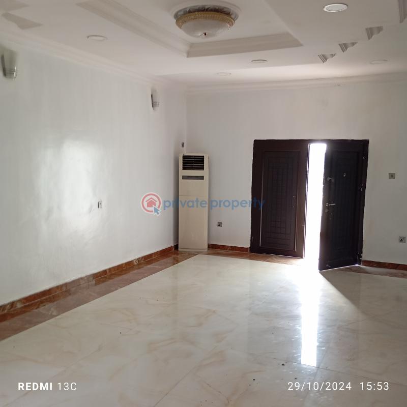 6 bedroom Detached Duplex For Sale Carlton Gate Estate, Chevron Chevron Drive Lekki Lagos - 4