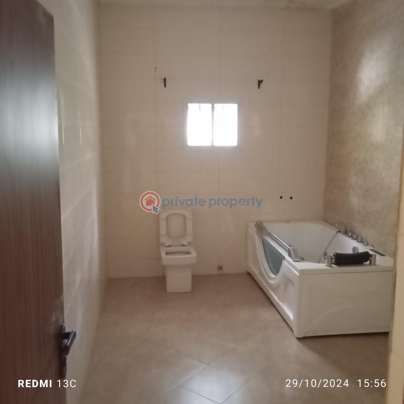 6 bedroom Detached Duplex For Sale Carlton Gate Estate, Chevron Chevron Drive Lekki Lagos - 14