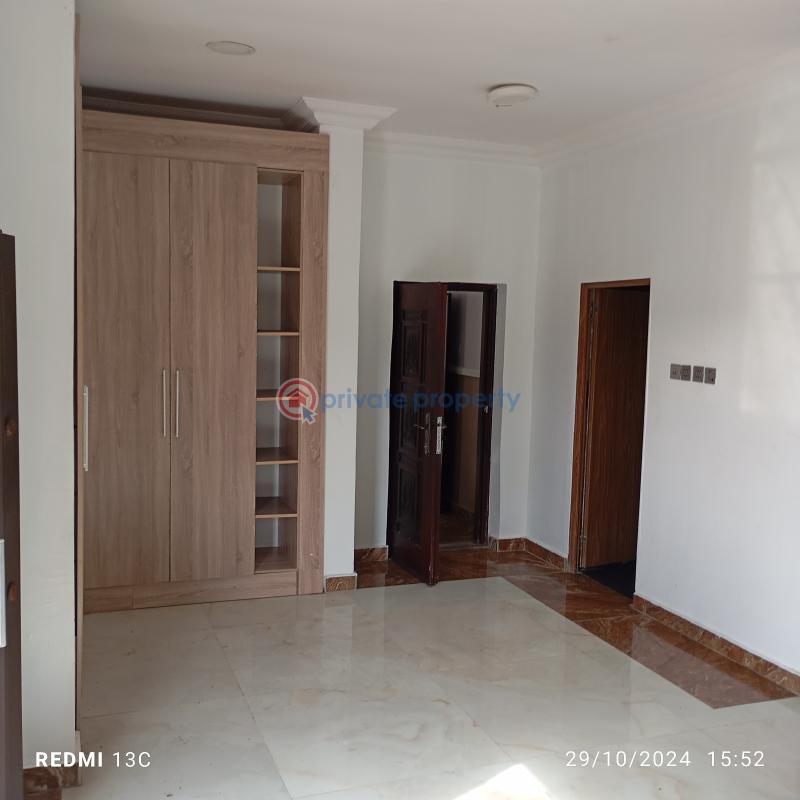 6 bedroom Detached Duplex For Sale Carlton Gate Estate, Chevron Chevron Drive Lekki Lagos - 3