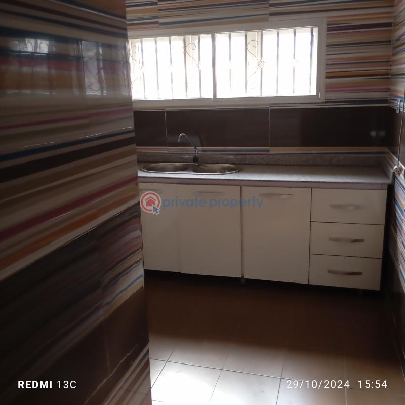 6 bedroom Detached Duplex For Sale Carlton Gate Estate, Chevron Chevron Drive Lekki Lagos - 9