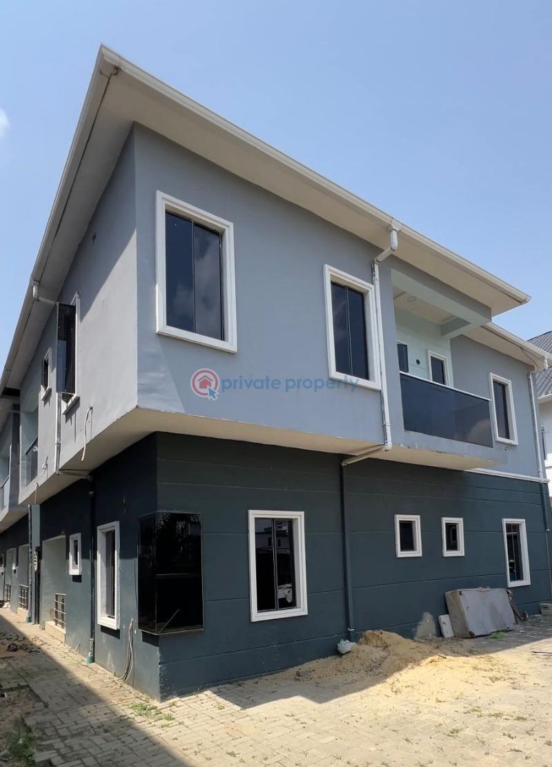 2 bedroom Block Of Flats For Rent Behind Landwey Sangotedo Ajah Lagos - 0