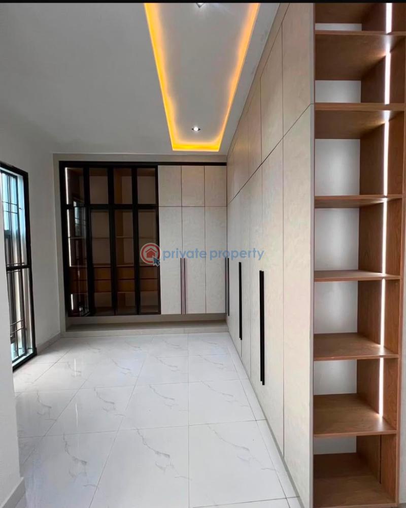 6 bedroom Duplex For Sale Guzape Abuja Phase 1  - 4