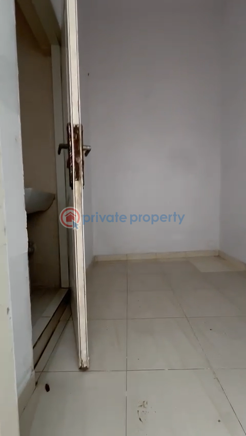 1 bedroom Room or Boys Quarter For Rent London Garden Osapa London Lekki Lagos - 1