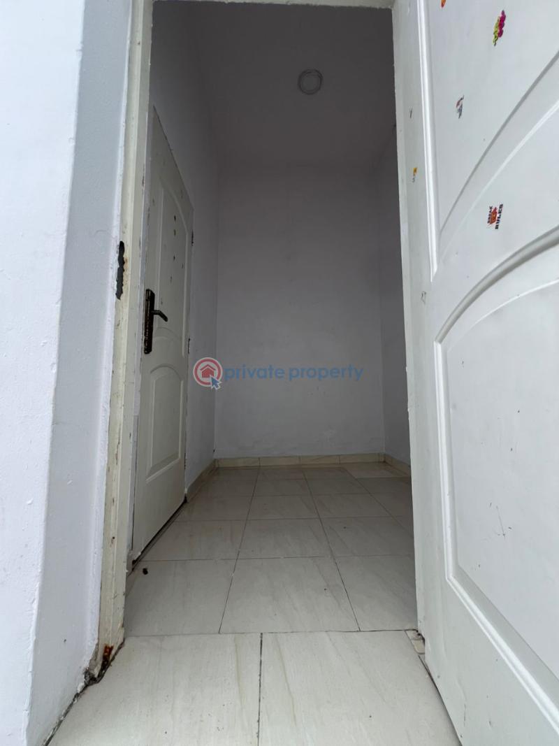 1 bedroom Room or Boys Quarter For Rent London Garden Osapa London Lekki Lagos - 2