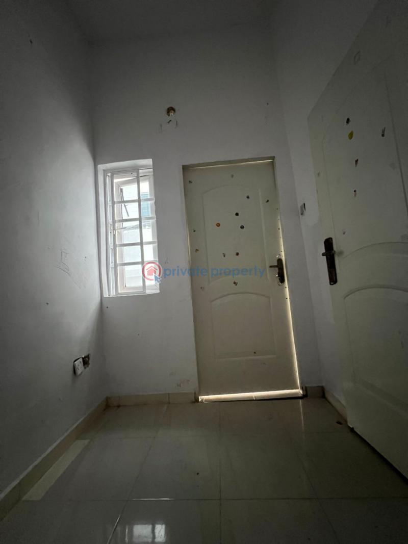 1 bedroom Room or Boys Quarter For Rent London Garden Osapa London Lekki Lagos - 5