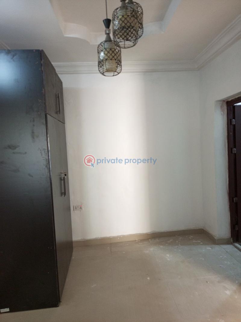 1 bedroom Mini Flat For Rent Inside Estate Osapa Lekki Lagos - 5