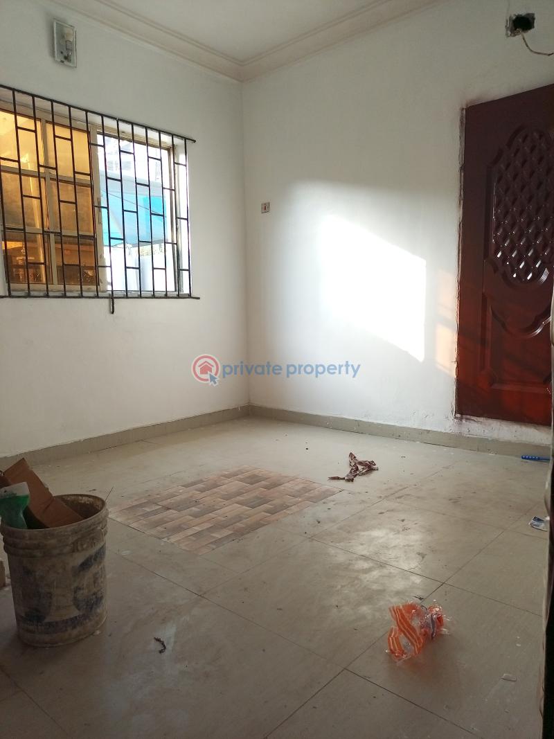 1 bedroom Mini Flat For Rent Inside Estate Osapa Lekki Lagos - 0