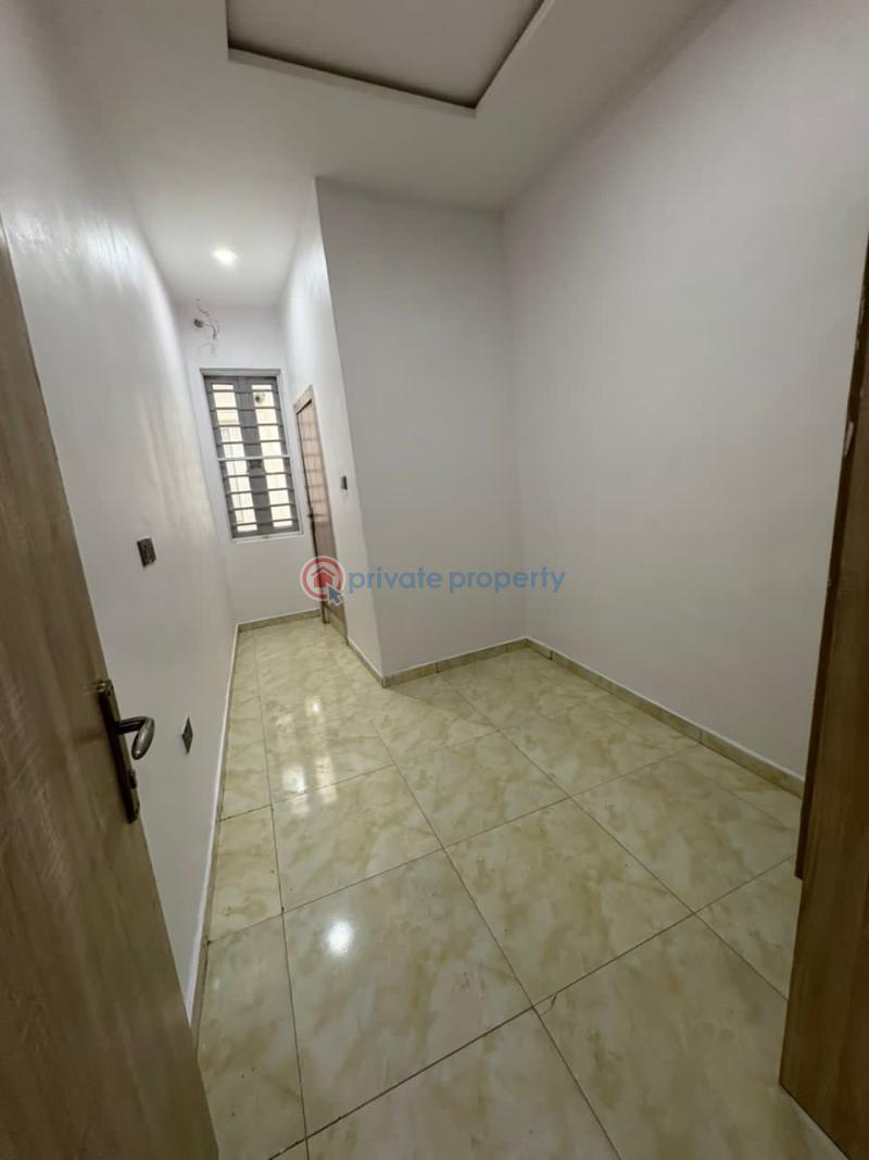 Sizeable rooms upstairs in a shared duplex | royal pine estate, orchid, lekki - 6 1 bedroom Shared Apartment For Rent Royal Pine Lekki Lagos - 6