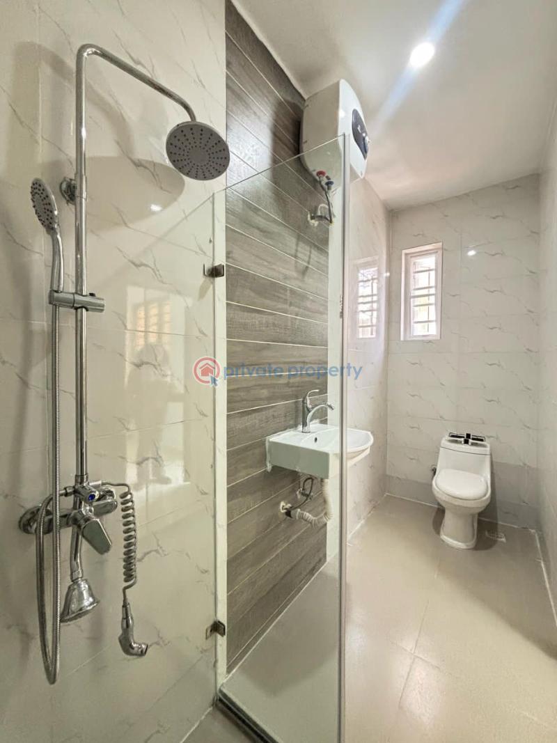 Sizeable rooms upstairs in a shared duplex | royal pine estate, orchid, lekki - 5 1 bedroom Shared Apartment For Rent Royal Pine Lekki Lagos - 5