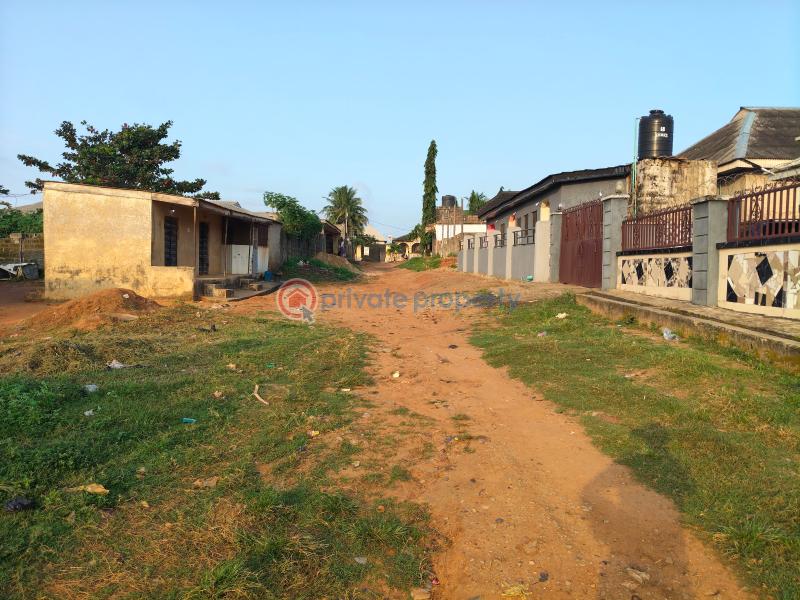 Mixed use Land For Sale Rolu Estate Slightly Off Ikorodu Itoikin Road By Cac Bus Stop Parafa Idi Orogbo Village Opposite Hypo Ikorodu Lagos - 2