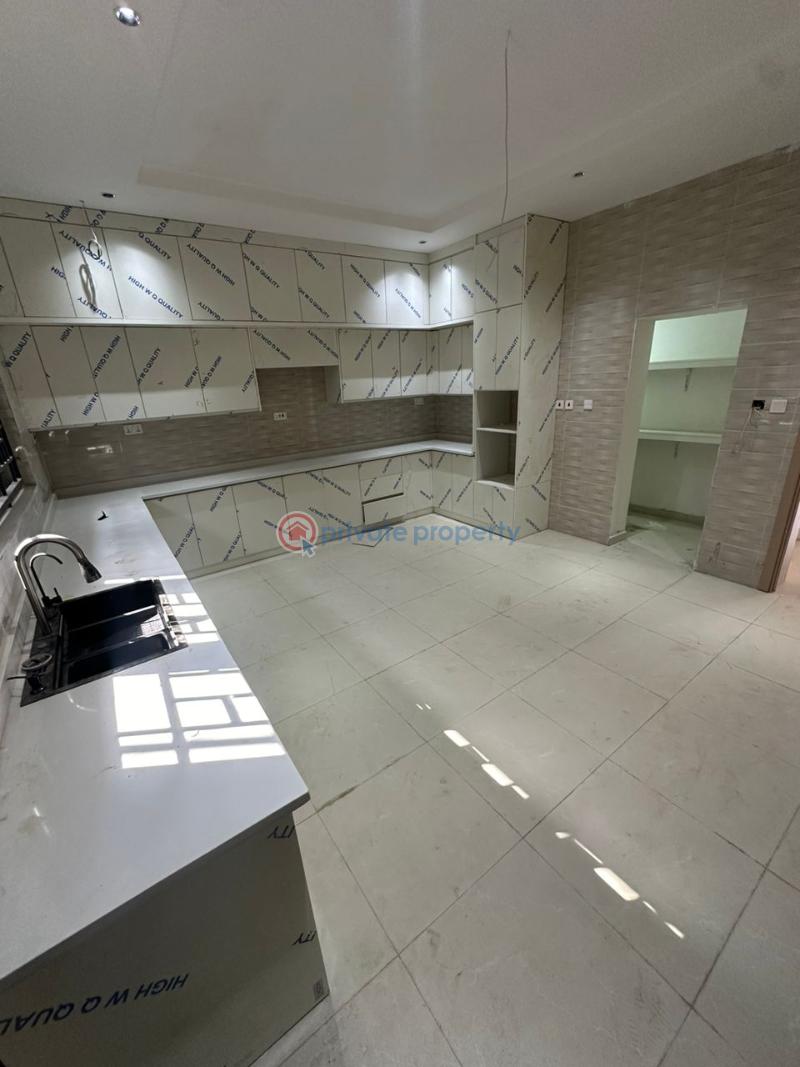 5 bedroom Detached Duplex For Sale Kaura Abuja Phase 2  - 2