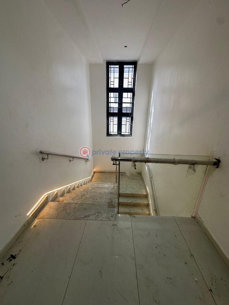 5 bedroom Detached Duplex For Sale Kaura Abuja Phase 2  - 1