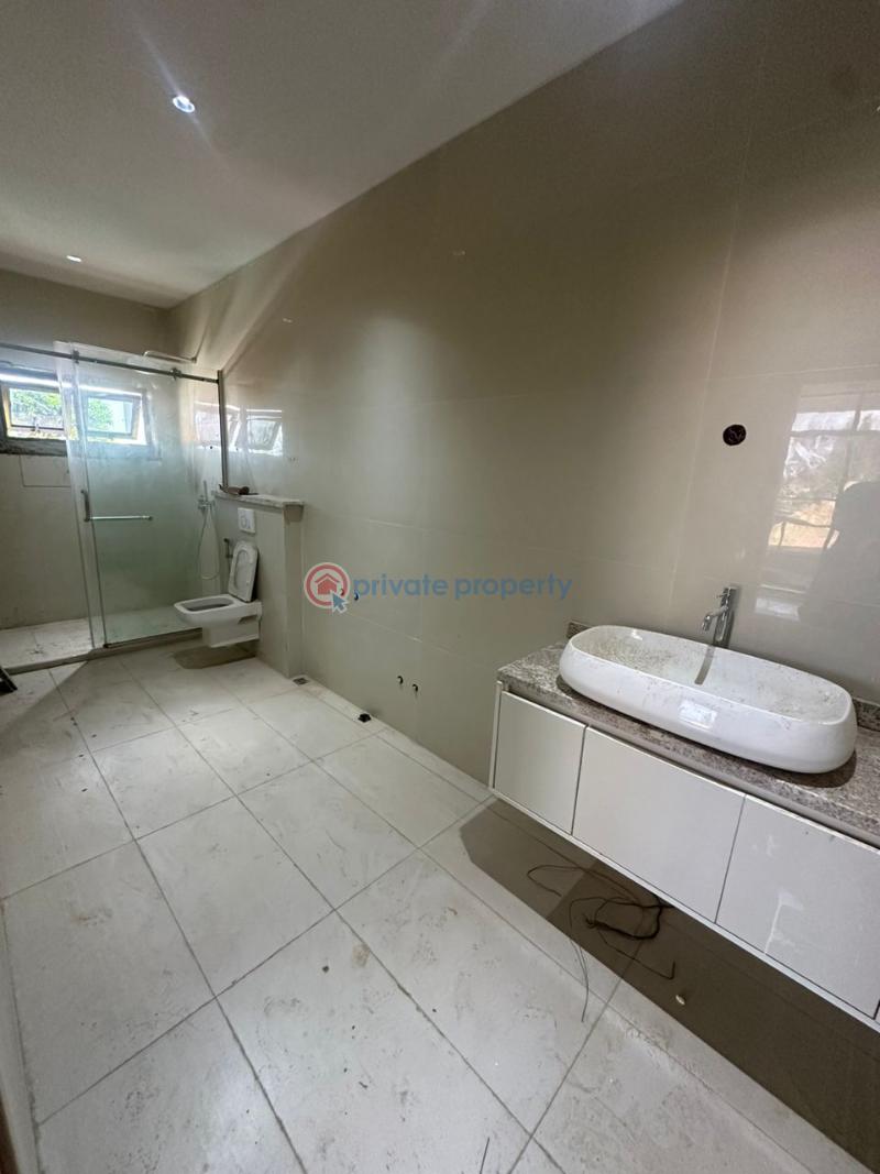 5 bedroom Detached Duplex For Sale Kaura Abuja Phase 2  - 8