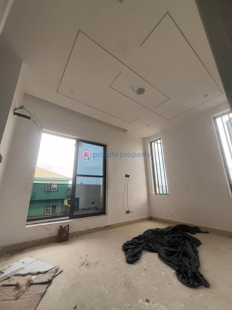 4 bedroom Detached Duplex For Sale Magodo Phase 1 Ikeja Lagos - 13