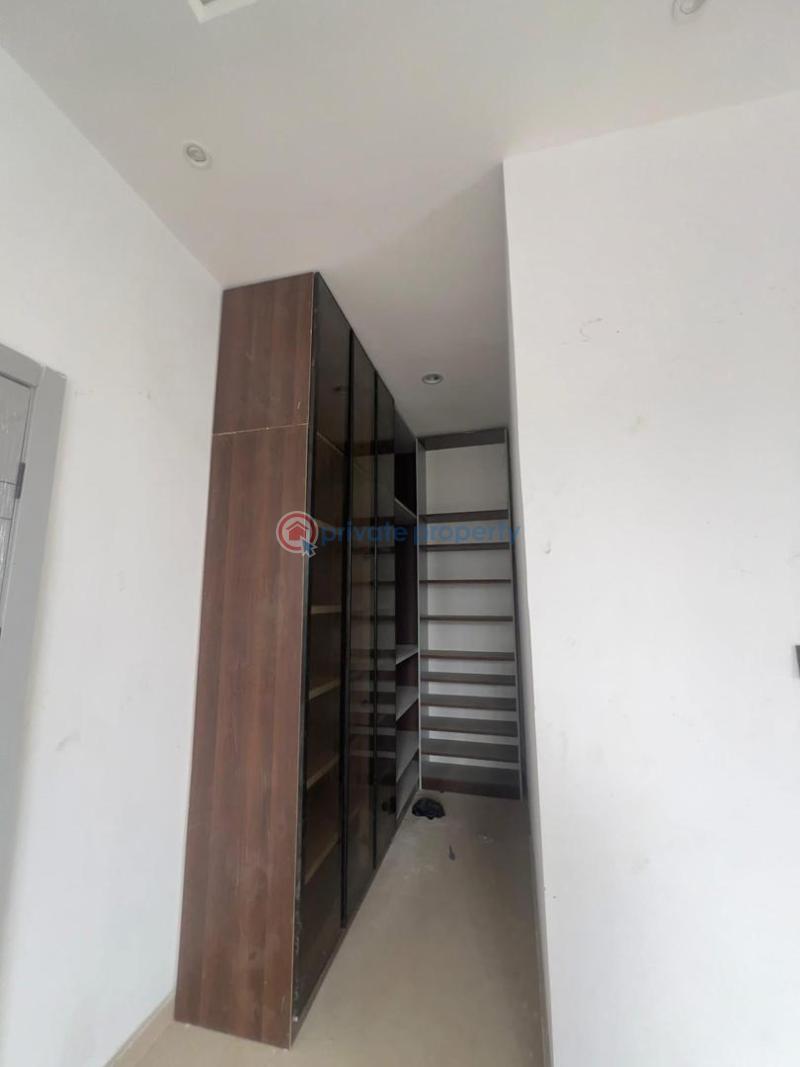 4 bedroom Detached Duplex For Sale Magodo Phase 1 Ikeja Lagos - 2