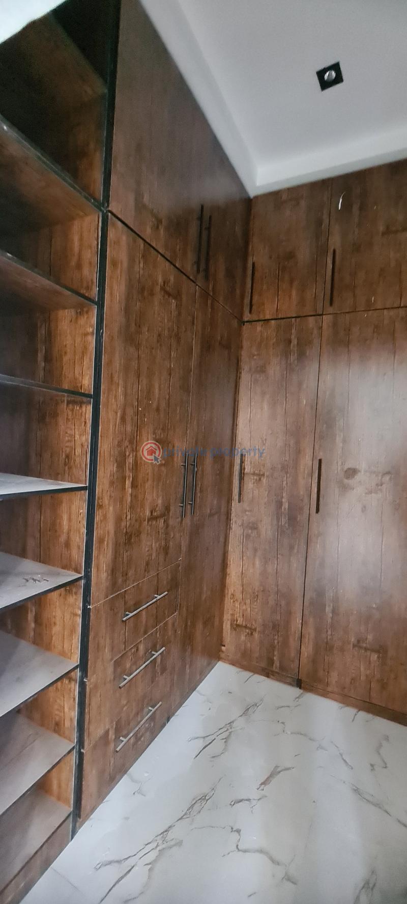 4 bedroom Detached Duplex For Sale Transekulu Enugu Suburb Enugu Area  - 5