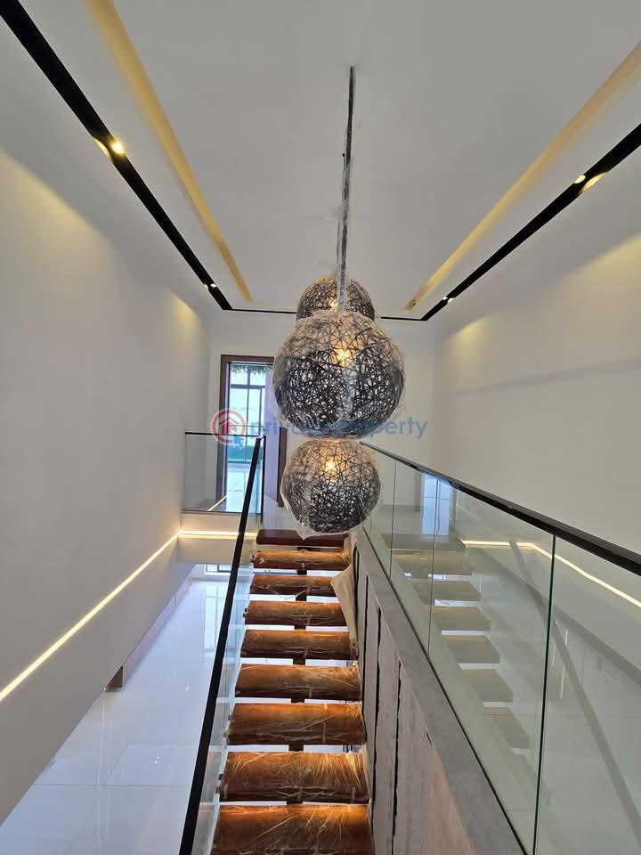 4 bedroom Maisonette For Sale Lekki Phase 1 Lagos - 8