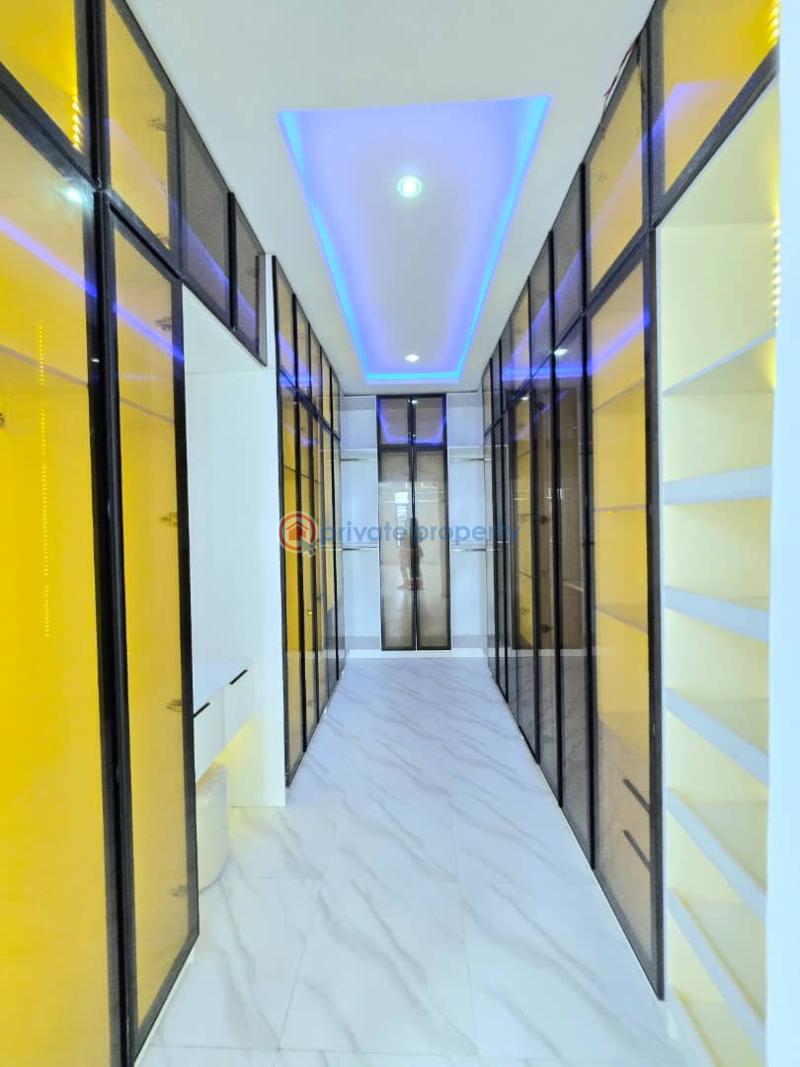 Smart 5 bedroom detached duplex with bq, cinema, - 6 5 bedroom Detached Duplex For Sale Chevron Drive Lekki Lagos - 6