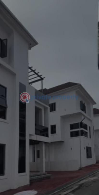 5 bedroom Detached Duplex For Sale Guzape Extension Guzape Abuja Phase 1  - 2