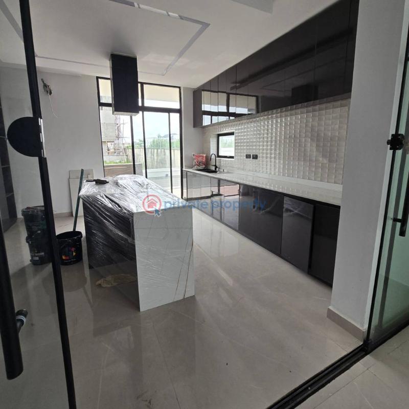 5 bedroom Detached Duplex For Sale Lake View Park Estate 2 Along Orchid Hotel Road Lekki Lagos - 2