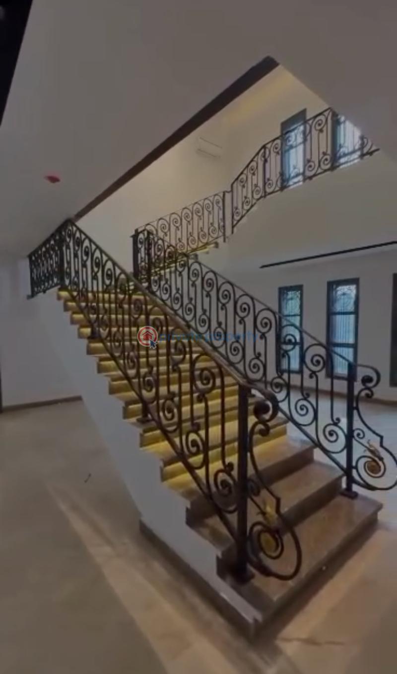 7 bedroom Maisonette For Sale Maitama Abuja Phase 1  - 10