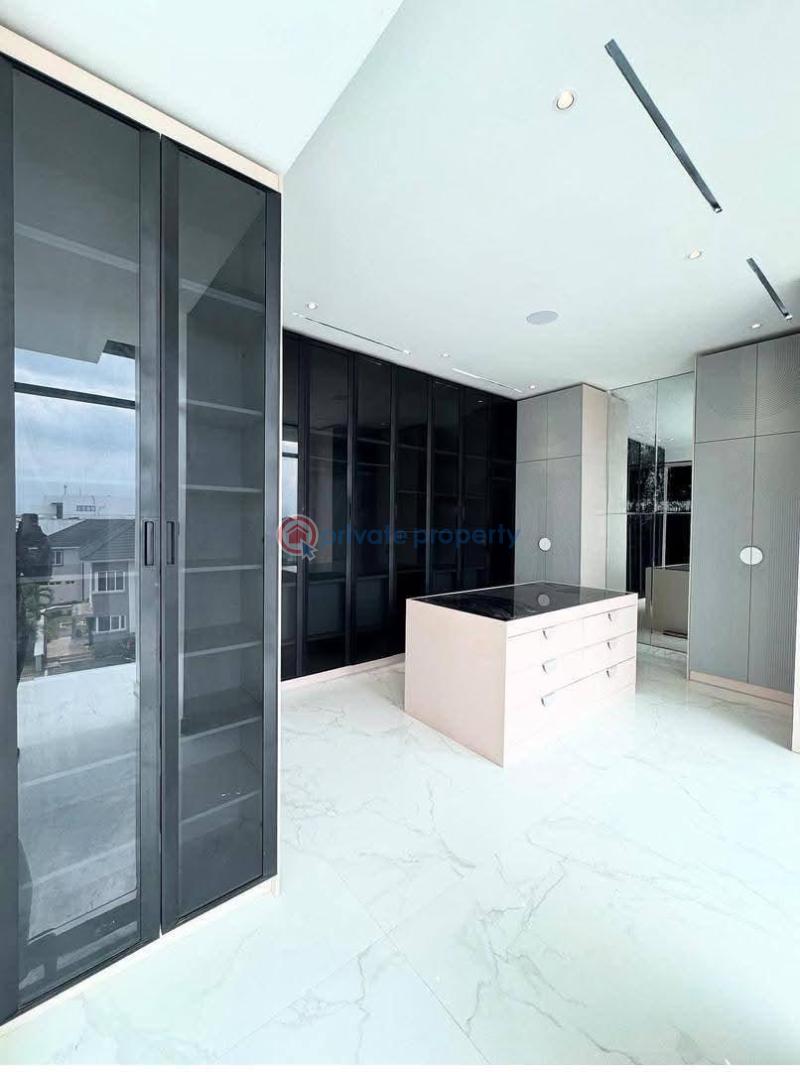 5 bedroom Detached Duplex For Sale Osapa London Lekki Lagos - 8