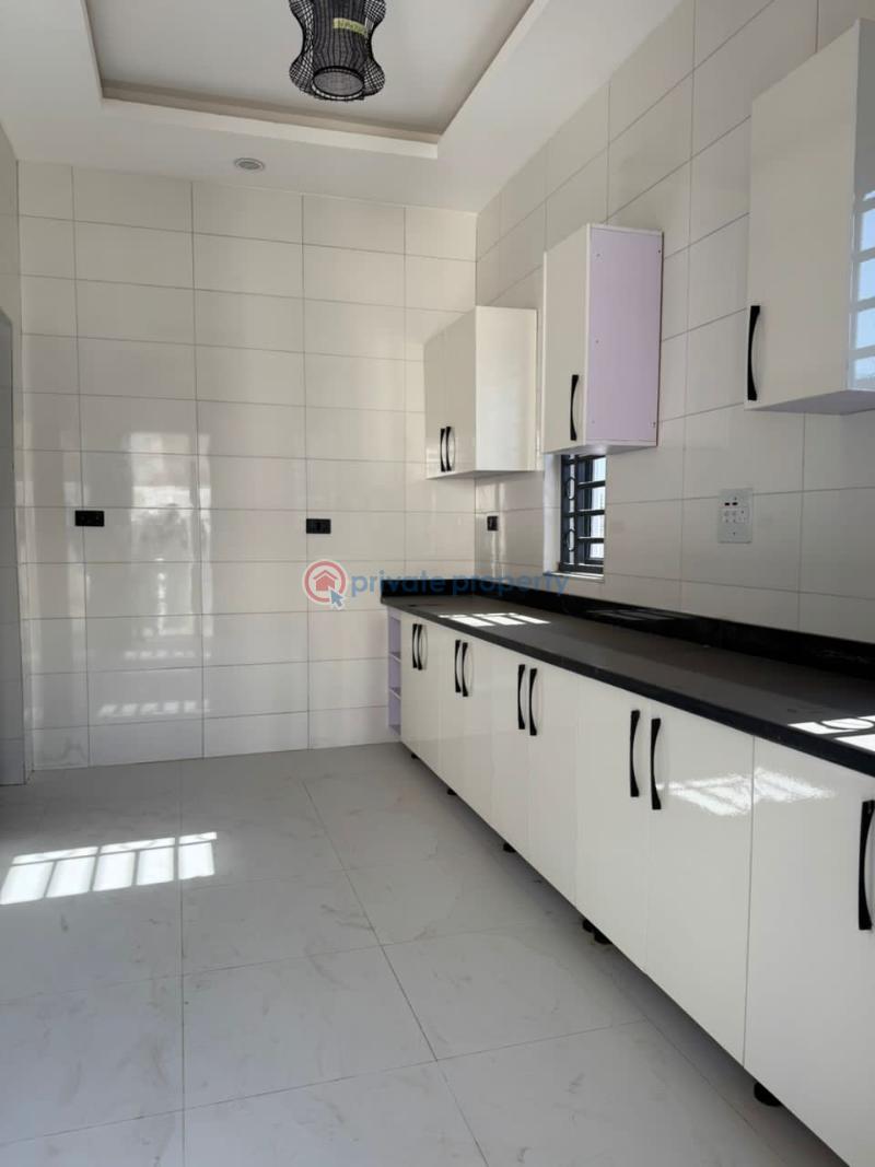 4 bedroom Detached Bungalow For Sale Lugbe Abuja Phase 4  - 8