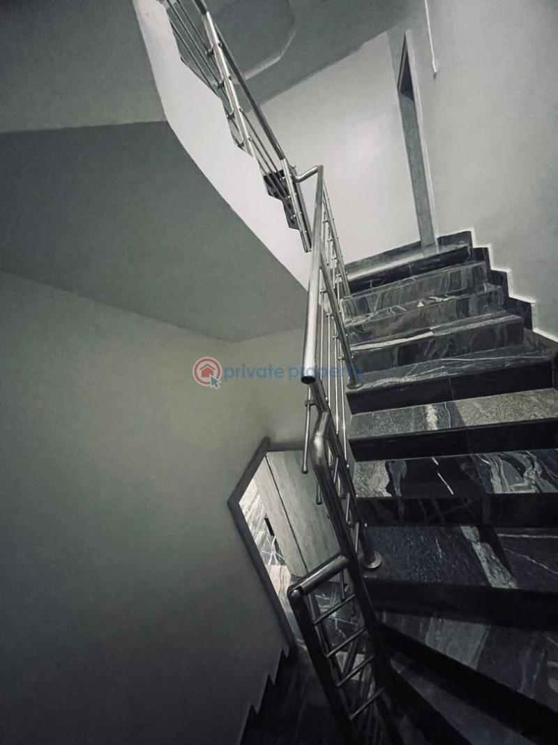 4 bedroom Terraced Duplex For Sale 3rd Avenue Gwarimpa Abuja Phase 3  - 15