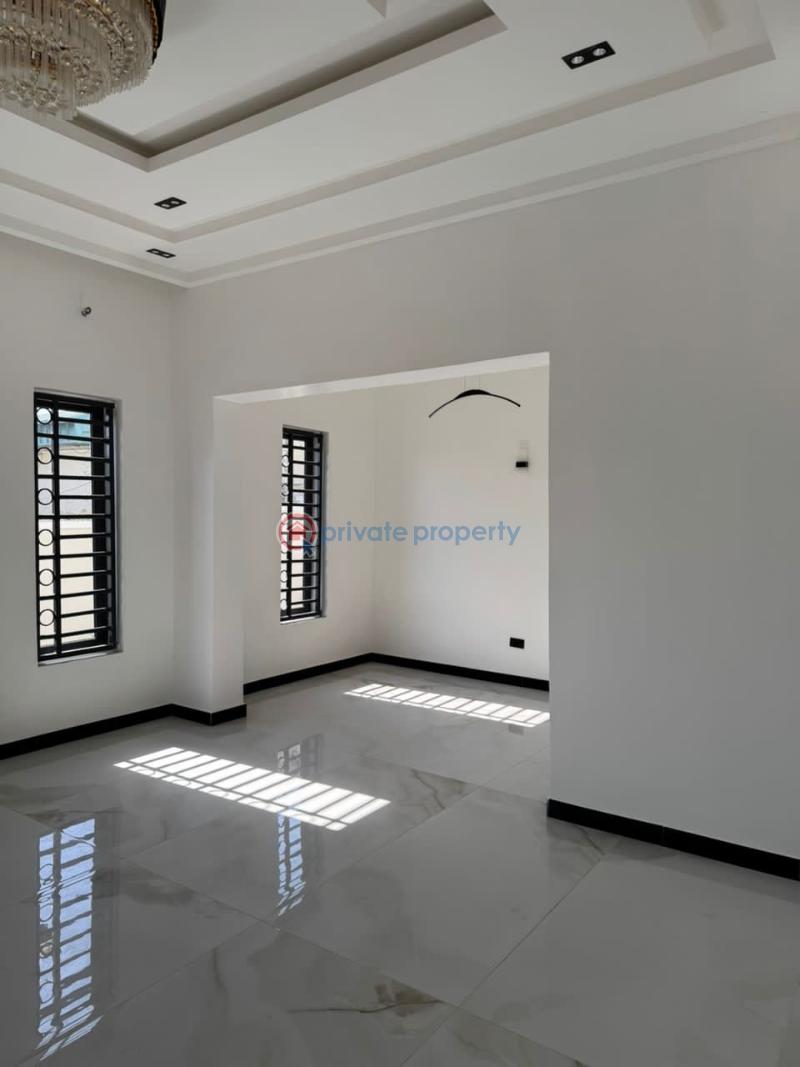 4 bedroom Detached Bungalow For Sale Lugbe Abuja Phase 4  - 13