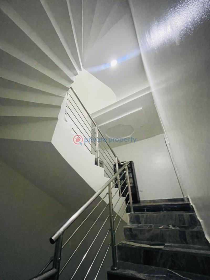 4 bedroom Terraced Duplex For Sale 3rd Avenue Gwarimpa Abuja Phase 3  - 4