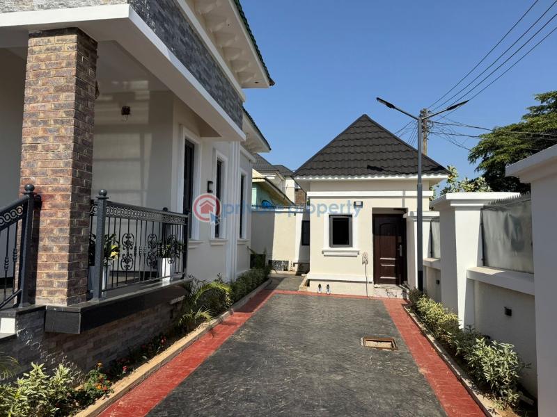 4 bedroom Detached Bungalow For Sale Lugbe Abuja Phase 4  - 4