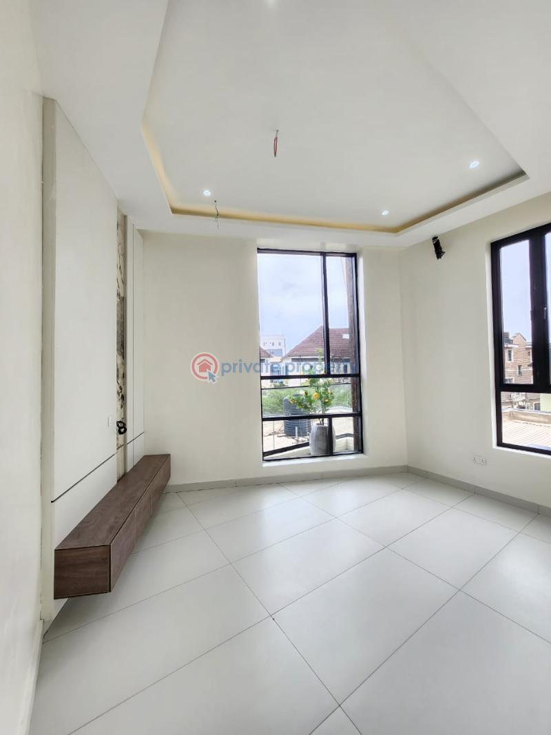 5 bedroom Detached Duplex For Sale Orchid Road Lekki Lagos Along Lekki Expressway Lagos - 9