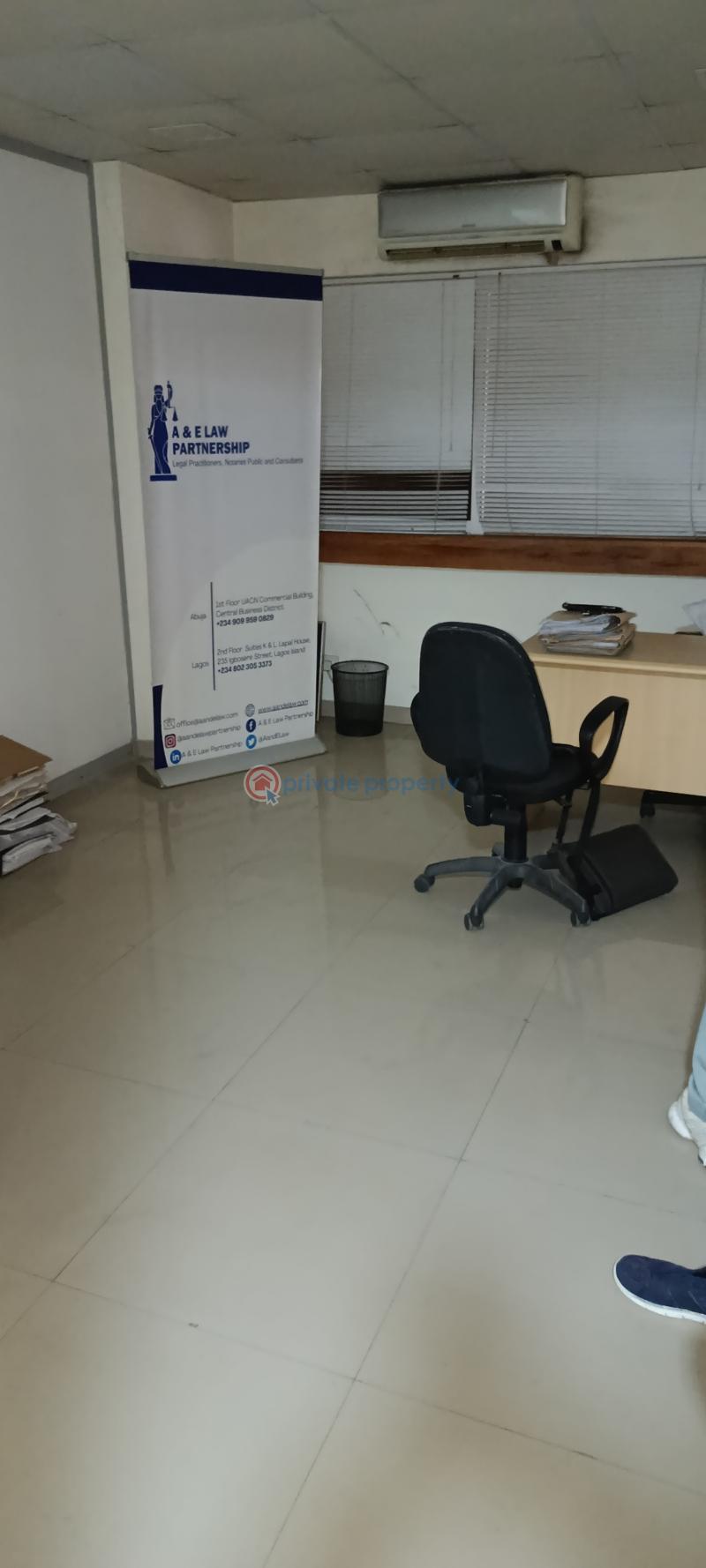 Smart office space for rent, price:950,000 - 2 Office Short let Onikan, Lagos Island Onikan Lagos Island  - 2