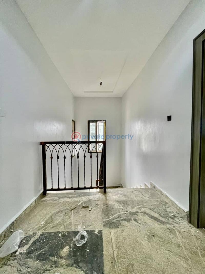 4 bedroom Terraced Duplex For Sale Jahi Abuja Phase 2  - 2