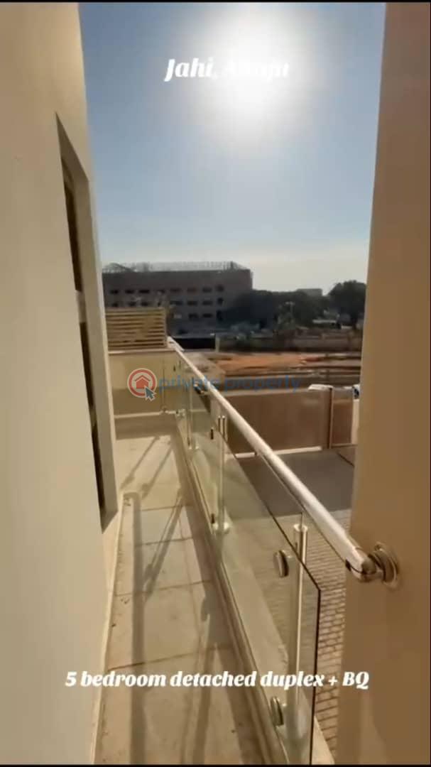 5 bedroom Duplex For Sale Jahi Abuja Phase 2  - 11