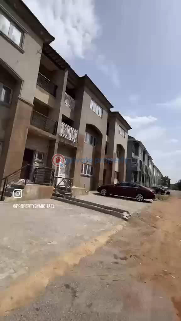 3 bedroom Terraced Duplex For Sale Karmo Abuja Phase 3  - 10