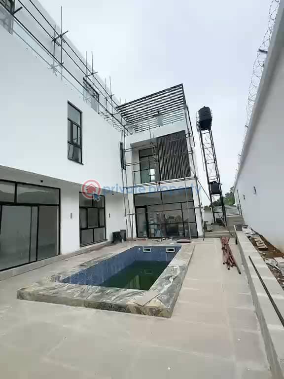 6 bedroom Detached Duplex For Sale Guzape Abuja Phase 1  - 11