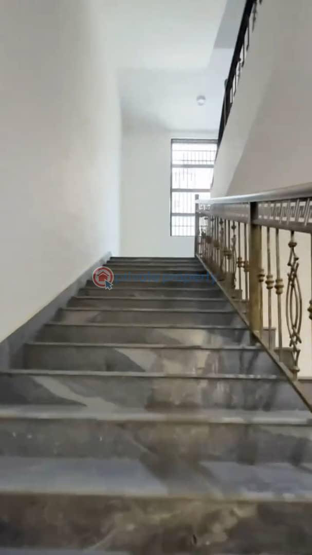 7 bedroom Detached Duplex For Sale Guzape Abuja Phase 1  - 11